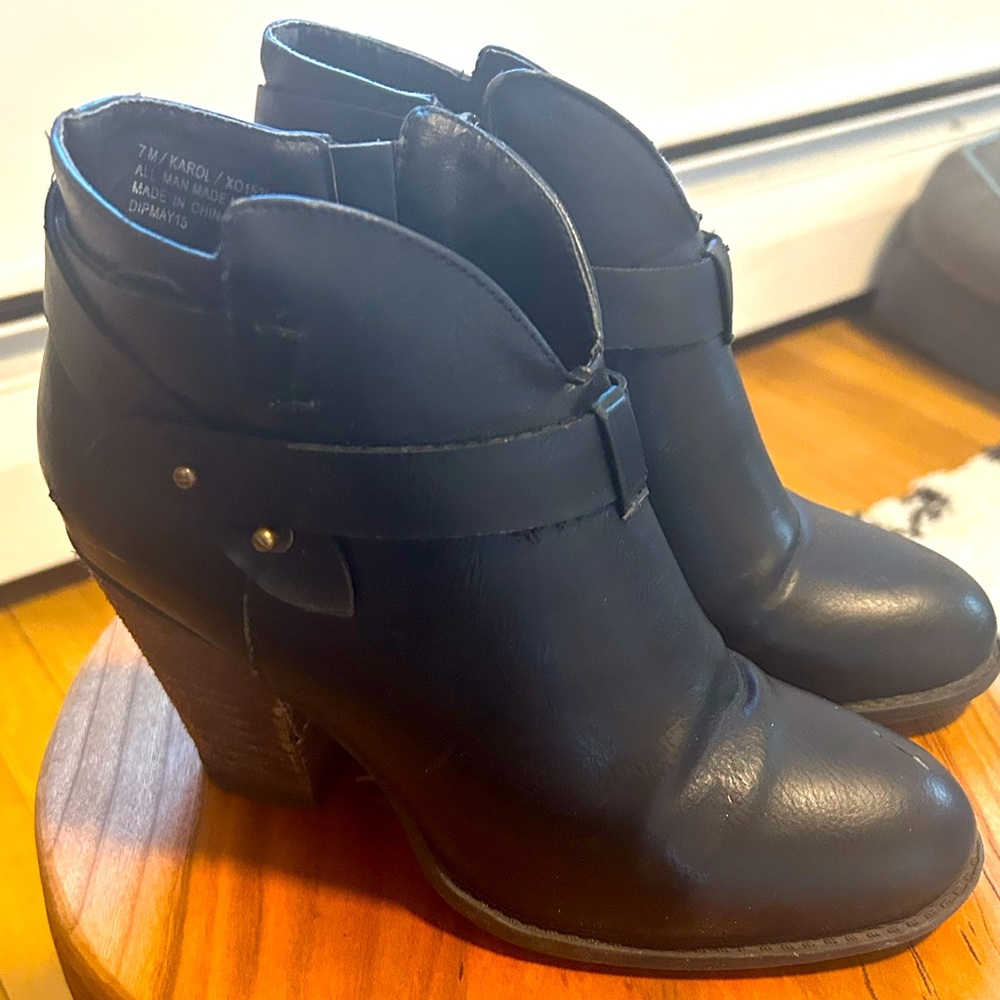 XOXO Ankle Boots
